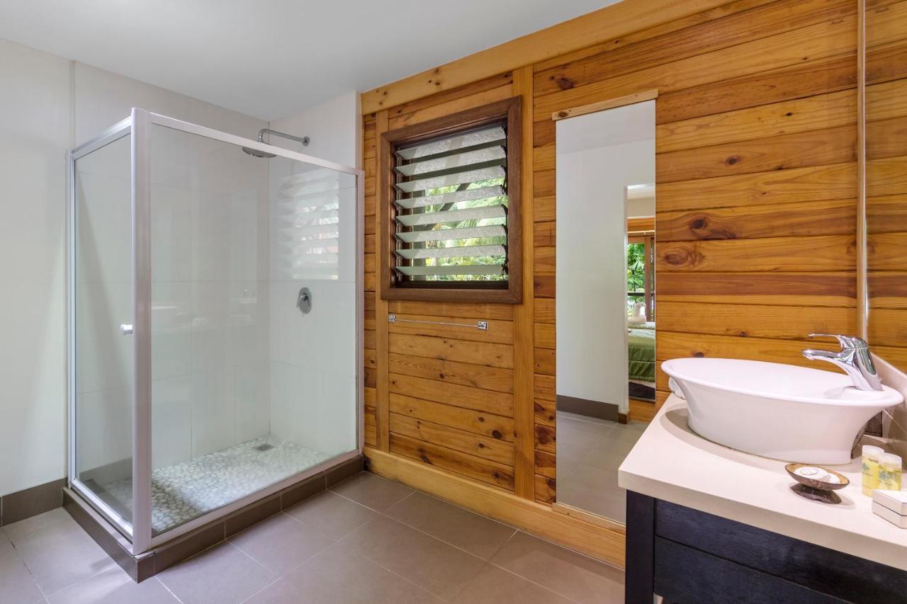 Aga Reef Resort And Spa Lalomanu Exterior photo